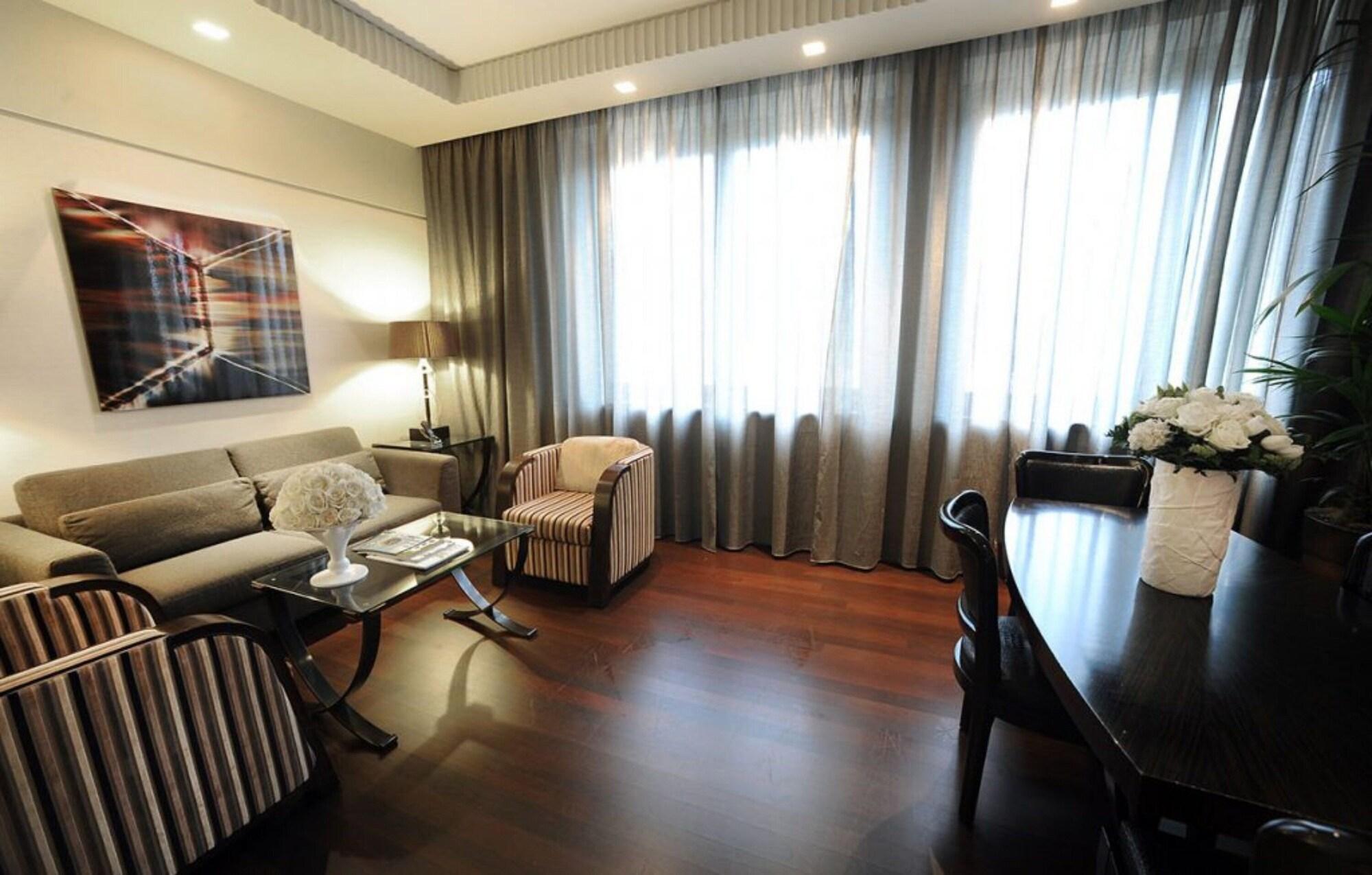 Allegroitalia Golden Palace Turin Bagian luar foto