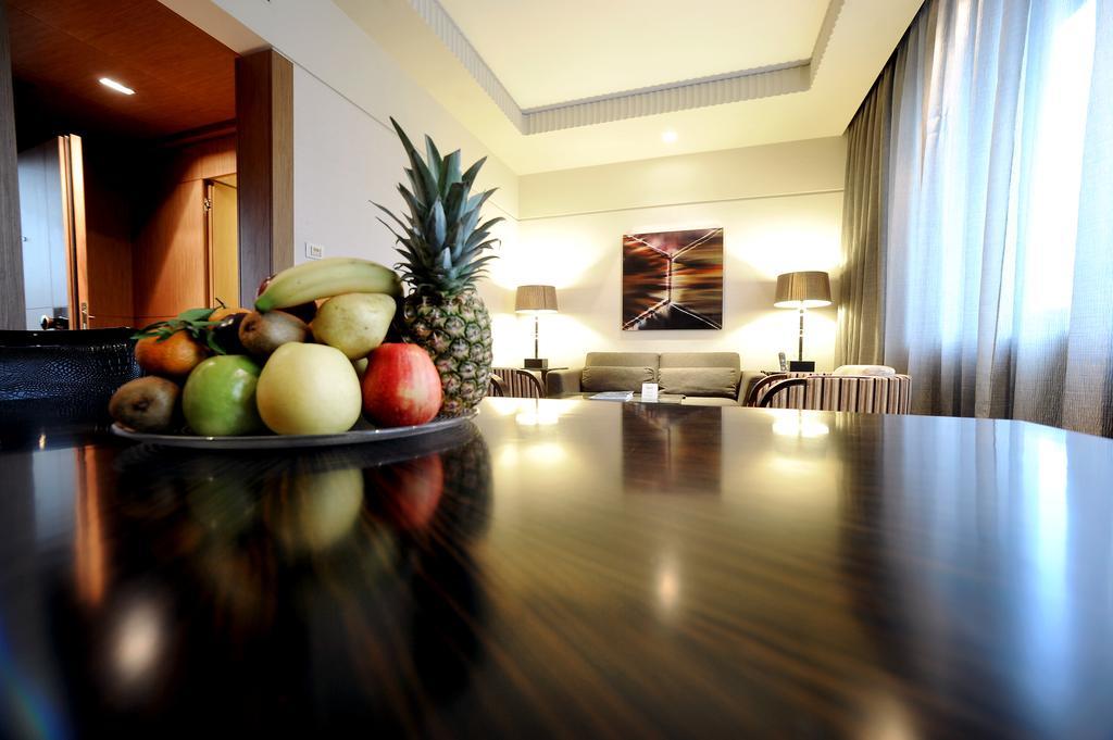 Allegroitalia Golden Palace Turin Bagian luar foto